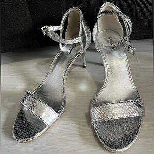 Michael Kors Silver crocodile pattern Women's Sandal Heels open toe